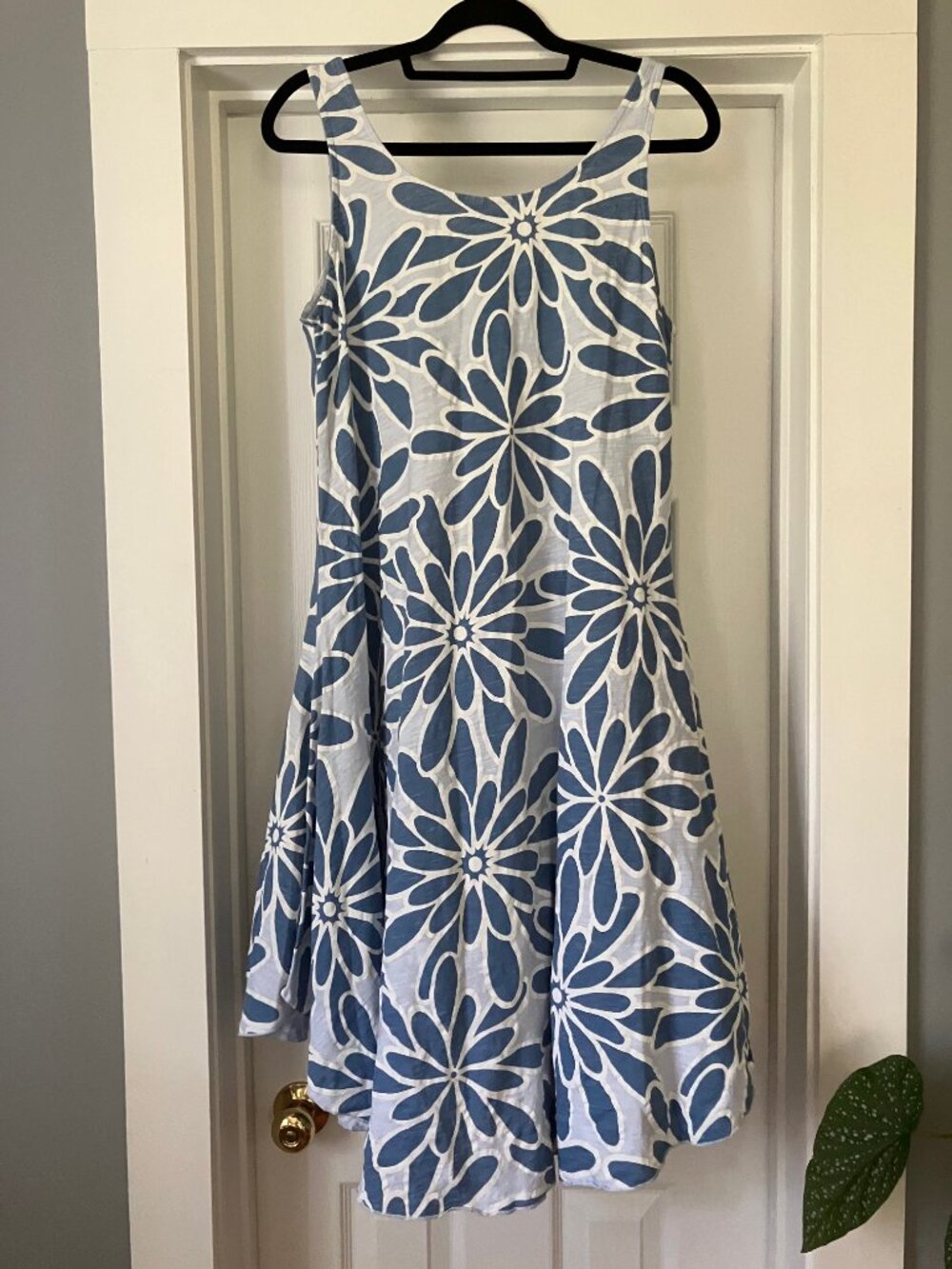 iCantoo Sundress, Size Medium - Picture 2 of 4